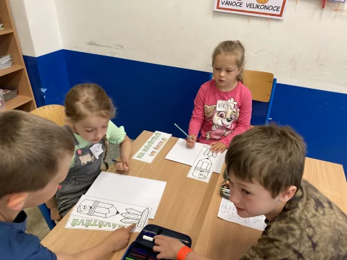 Fotogalerie MŠ Červená Hora - Předškoláci ve škole u prvňáčků v Červeném Kostelci, foto 15/30