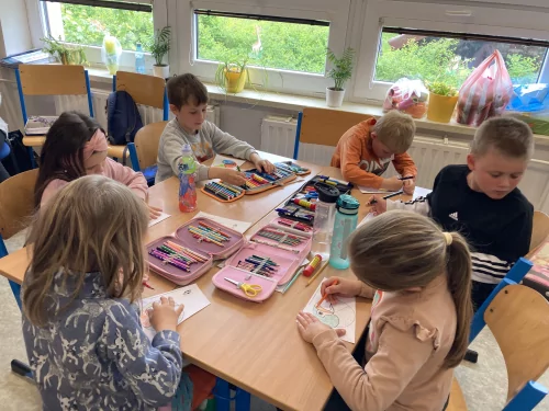 Fotogalerie MŠ Červená Hora - Předškoláci ve škole u prvňáčků v Červeném Kostelci, foto 25/30