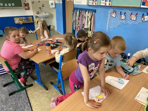 Fotogalerie MŠ Červená Hora - Předškoláci ve škole u prvňáčků v Červeném Kostelci, foto 28/30