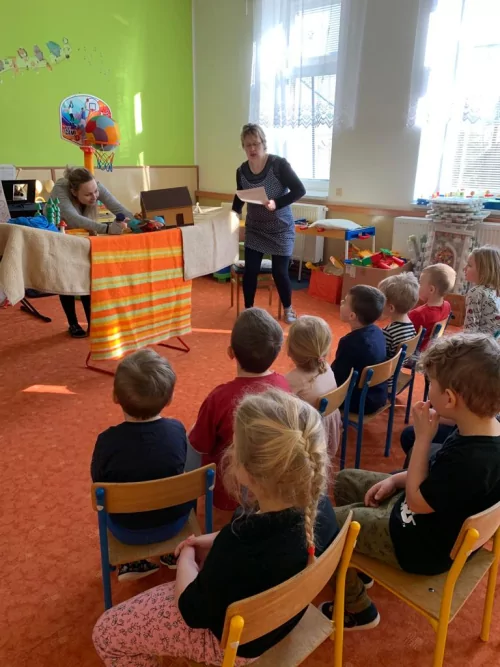 Fotogalerie MŠ Červená Hora - Pohádka "Koblížek", foto 5/11