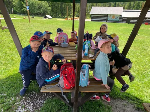 Fotogalerie MŠ Červená Hora - Výlet do Krkonoš na Černou horu, foto 1/49