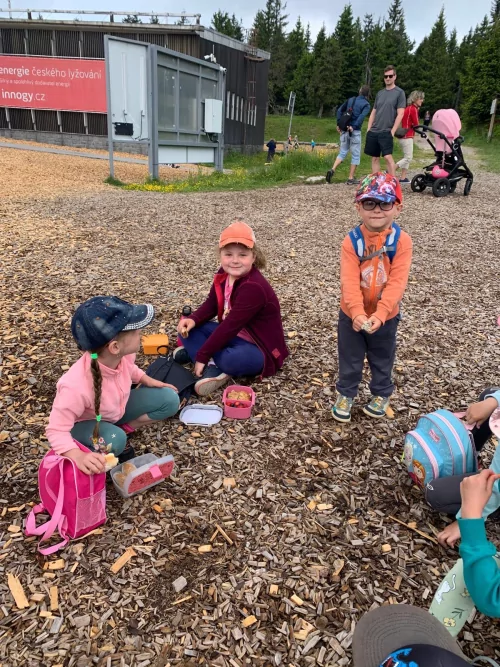 Fotogalerie MŠ Červená Hora - Výlet do Krkonoš na Černou horu, foto 43/49