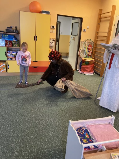 Fotogalerie MŠ Červená Hora - Mikuláš s čertem, foto 14/24