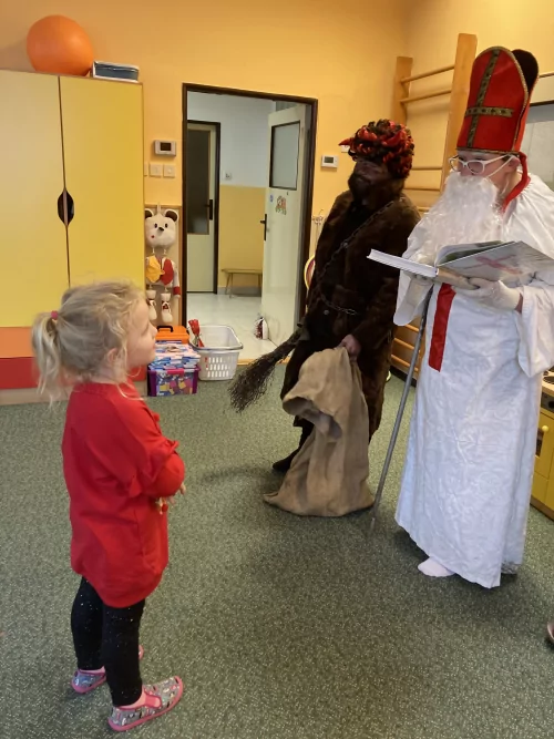 Fotogalerie MŠ Červená Hora - Mikuláš s čertem, foto 19/24