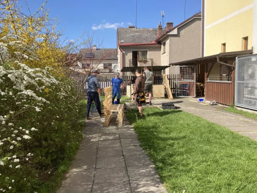 Fotogalerie MŠ Červená Hora - Dílna s tatínky-kuchyňka a ponk, foto 6/15