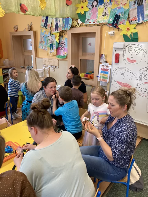 Fotogalerie MŠ Červená Hora - Besídka pro maminky, foto 9/19