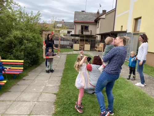 Fotogalerie MŠ Červená Hora - Besídka pro maminky, foto 12/19