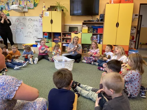 Fotogalerie MŠ Červená Hora - Besídka pro maminky, foto 15/19