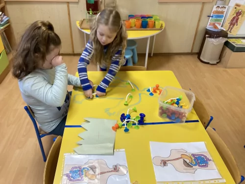 Fotogalerie MŠ Červená Hora - Naše tělo-zdraví, foto 2/28