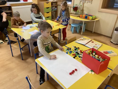 Fotogalerie MŠ Červená Hora - Naše tělo-zdraví, foto 4/28