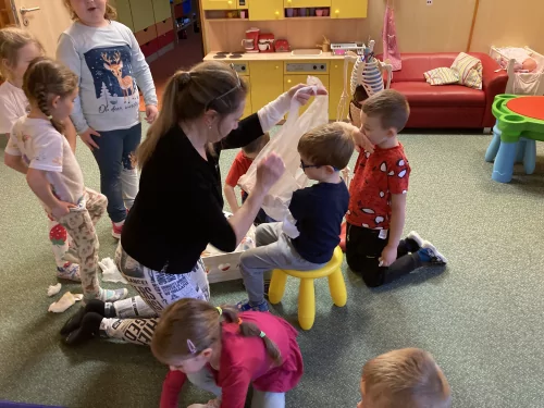 Fotogalerie MŠ Červená Hora - Naše tělo-zdraví, foto 25/28