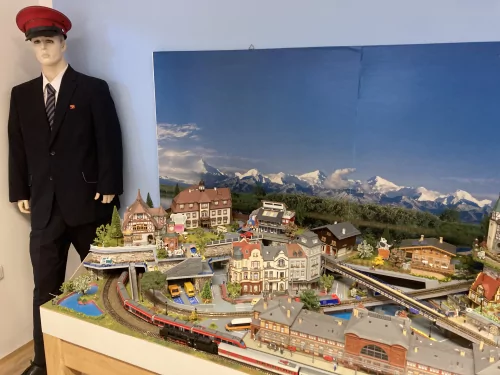 Fotogalerie MŠ Červená Hora - Výlet Domino Hronov, foto 7/28