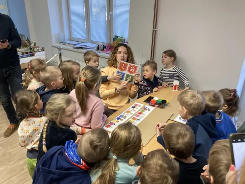 Fotogalerie MŠ Červená Hora - Výlet Domino Hronov, foto 12/28