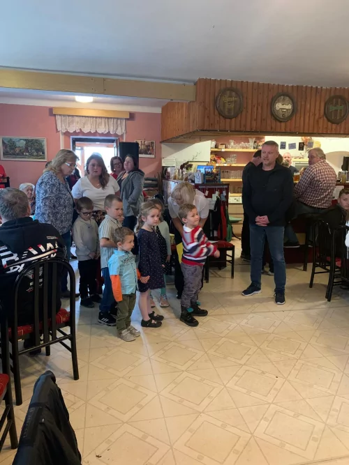 Fotogalerie MŠ Červená Hora - Program pro seniory z Červené Hory, foto 6/13