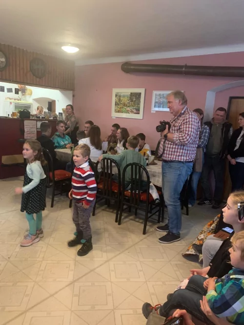 Fotogalerie MŠ Červená Hora - Program pro seniory z Červené Hory, foto 10/13