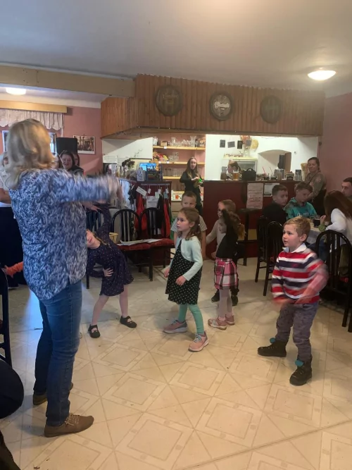 Fotogalerie MŠ Červená Hora - Program pro seniory z Červené Hory, foto 11/13