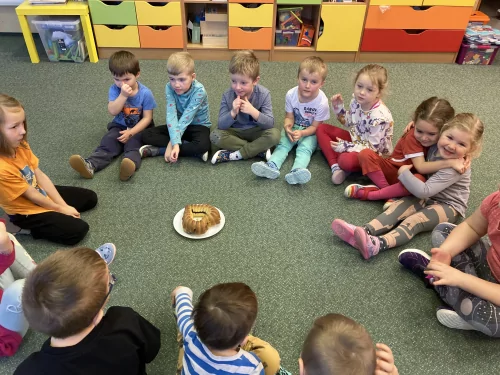 Fotogalerie MŠ Červená Hora - Valentýn a karneval 2025, foto 2/24