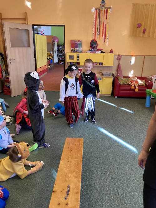 Fotogalerie MŠ Červená Hora - Valentýn a karneval 2025, foto 13/24