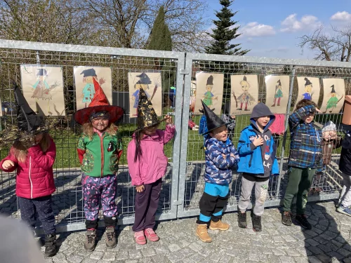 Fotogalerie MŠ Červená Hora - Čarodějnice 2021, foto 8/16