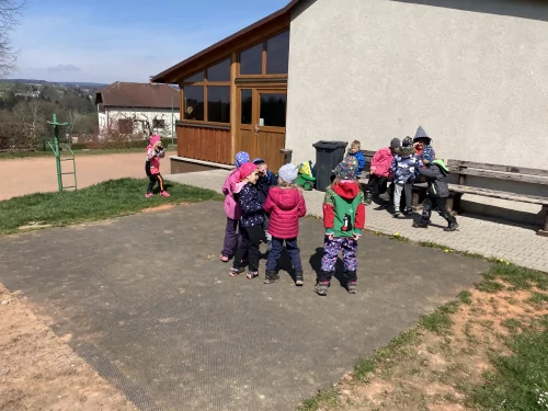 Fotogalerie MŠ Červená Hora - Čarodějnice 2021, foto 9/16