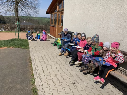 Fotogalerie MŠ Červená Hora - Čarodějnice 2021, foto 12/16