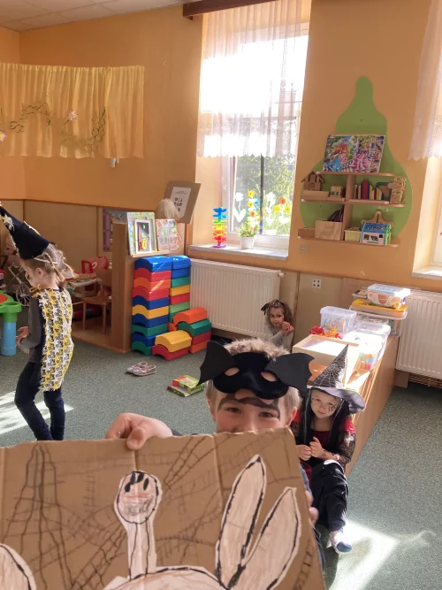 Fotogalerie MŠ Červená Hora - Čarodějnice 2025, foto 7/52