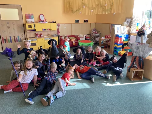 Fotogalerie MŠ Červená Hora - Čarodějnice 2025, foto 10/52