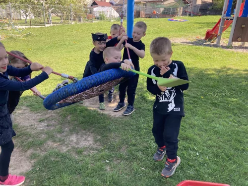 Fotogalerie MŠ Červená Hora - Čarodějnice 2025, foto 41/52