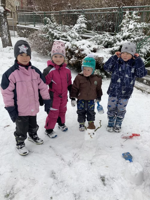 Fotogalerie MŠ Červená Hora - První sníh, foto 2/8