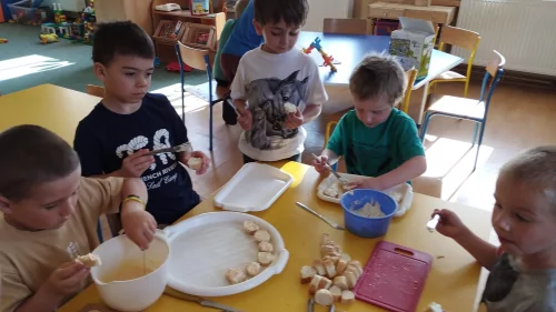 Fotogalerie MŠ Červená Hora - Pro maminky, foto 4/7