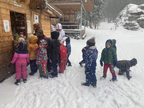 Fotogalerie MŠ Červená Hora - Za čerty na hradě Vizmburku, foto 24/27