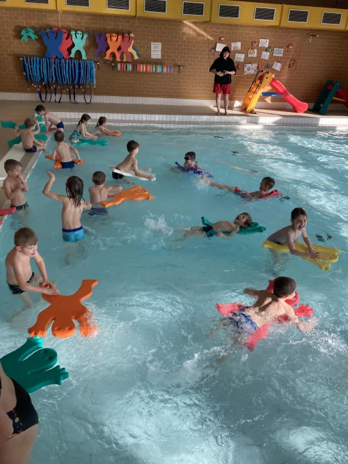 Fotogalerie MŠ Červená Hora - Plavecký výcvik 2025, foto 26/49