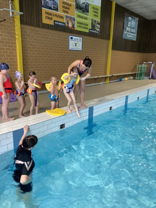 Fotogalerie MŠ Červená Hora - Plavecký výcvik 2025, foto 37/49