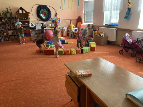 Fotogalerie MŠ Červená Hora - Stavíme ZOO, foto 2/5