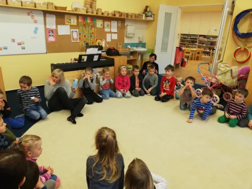 Fotogalerie MŠ Červená Hora - Kino Luník, MŠ Studánka - 6.února, foto 2/9