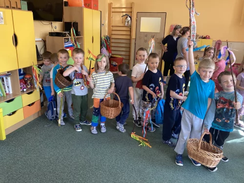 Fotogalerie MŠ Červená Hora - Koledování 2025, foto 1/8