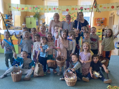 Fotogalerie MŠ Červená Hora - Koledování 2025, foto 7/8