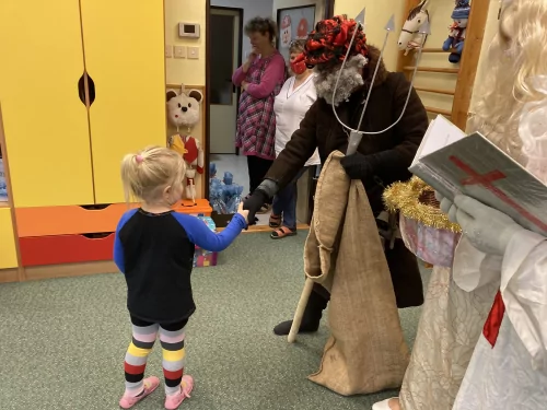 Fotogalerie MŠ Červená Hora - Mikuláš 2020, foto 17/44