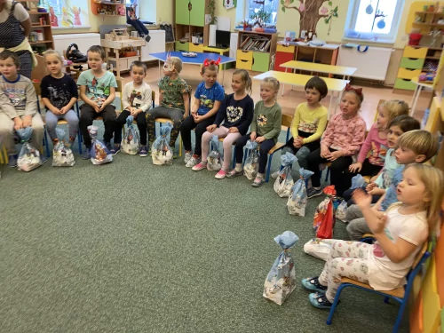 Fotogalerie MŠ Červená Hora - Mikuláš 2020, foto 38/44