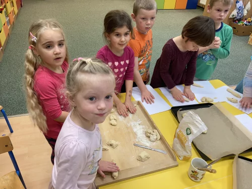 Fotogalerie MŠ Červená Hora - Mikuláš 2020, foto 41/44