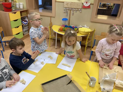 Fotogalerie MŠ Červená Hora - Mikuláš 2020, foto 42/44