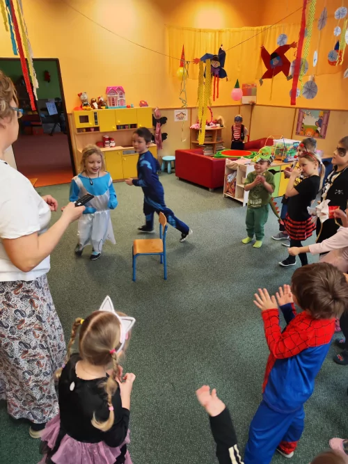 Fotogalerie MŠ Červená Hora - Karneval 2023, foto 21/21