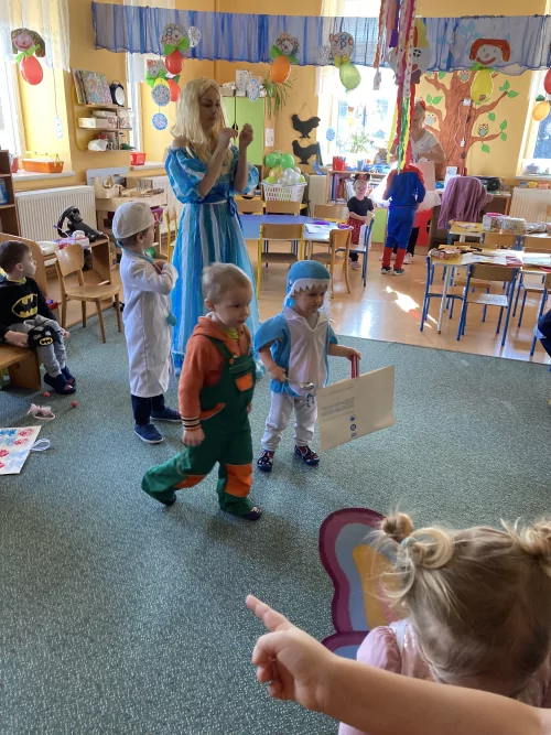 Fotogalerie MŠ Červená Hora - Karneval 2022, foto 12/15