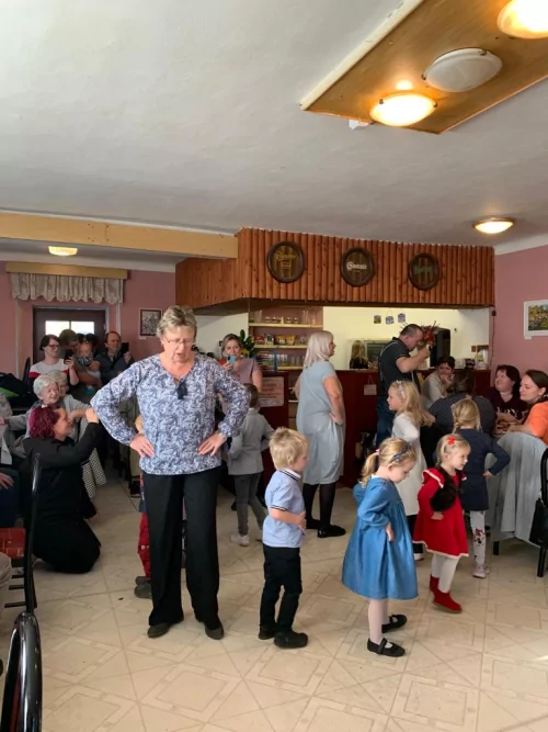 Fotogalerie MŠ Červená Hora - Odpoledne pro seniory z Červené Hory, foto 5/7