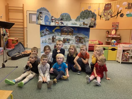 Fotogalerie MŠ Červená Hora - Vánoční představení - Sněhulák Zlobílek a Cesta do Betléma, foto 8/10