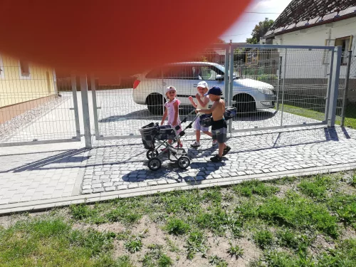 Fotogalerie MŠ Červená Hora - Děti na zahradě, foto 3/3