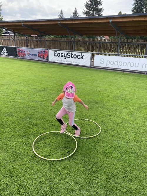 Fotogalerie MŠ Červená Hora - Fotbal SK Červený Kostelec, foto 4/10