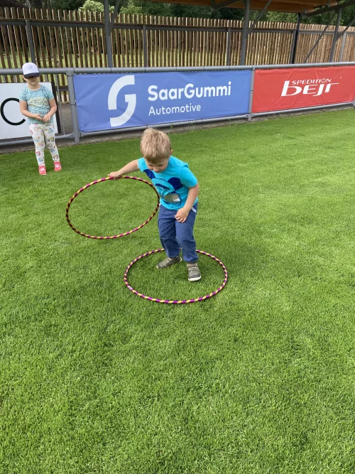 Fotogalerie MŠ Červená Hora - Fotbal SK Červený Kostelec, foto 5/10