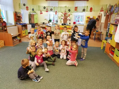 Fotogalerie MŠ Červená Hora - Perníčky pro Mikuláše - 3. a 4. prosince, foto 3/4