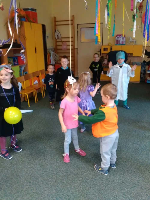 Fotogalerie MŠ Červená Hora - Hurá je tu karneval - únor, foto 6/10